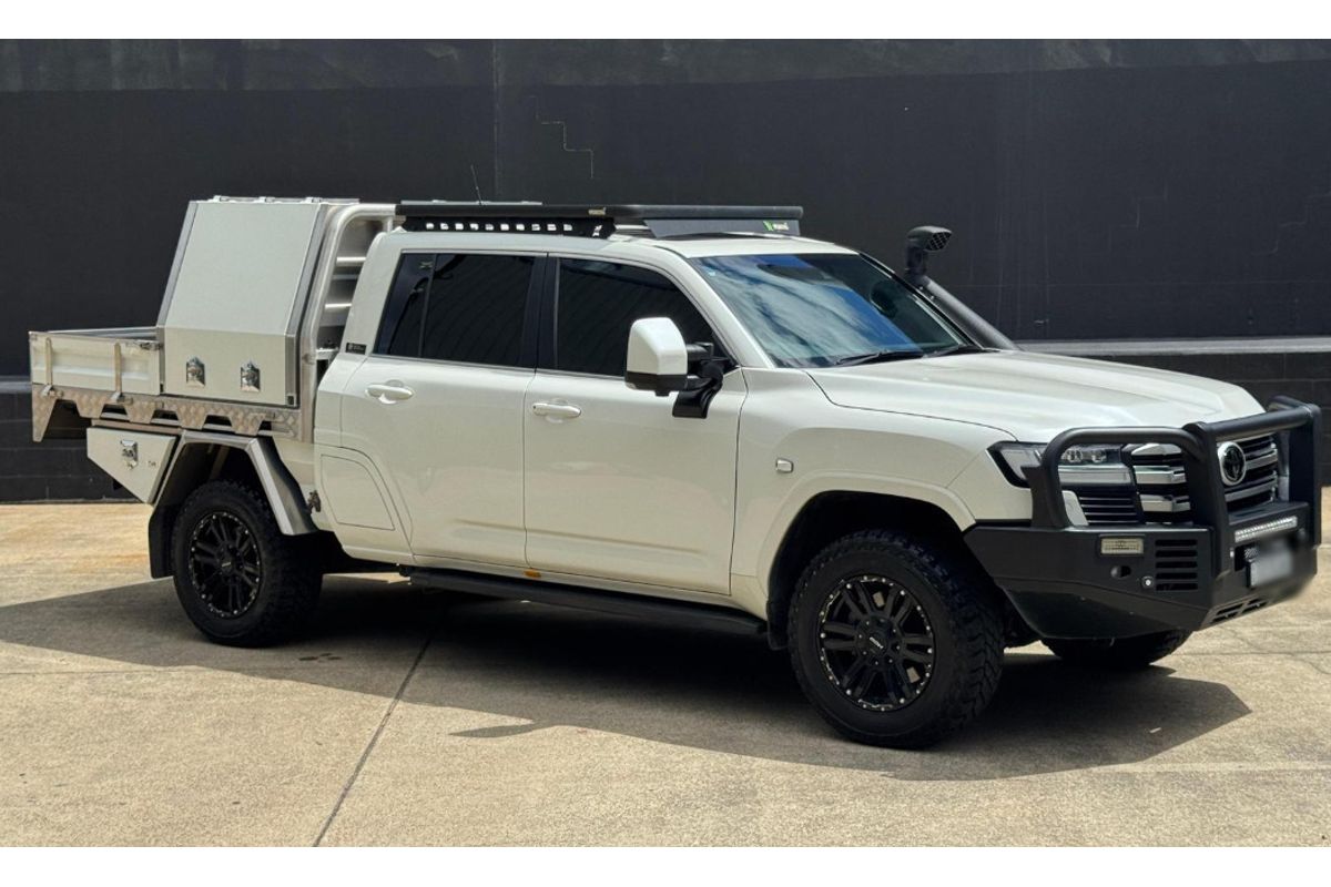 2022 Toyota Landcruiser VX FJA300R