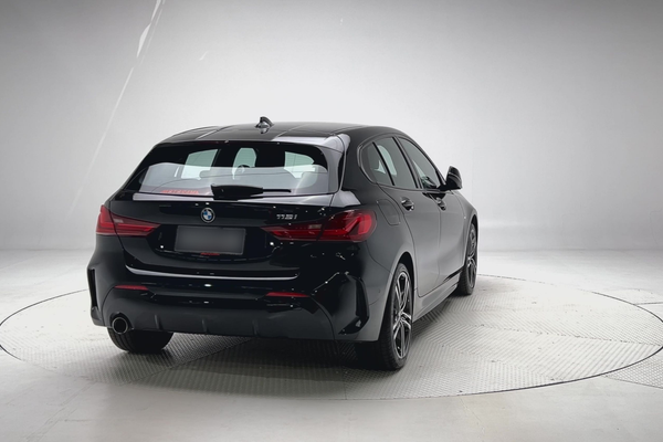 2023 BMW 1 Series 118i M Sport F40 thumb-1