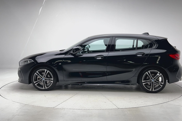 2023 BMW 1 Series 118i M Sport F40 thumb-7