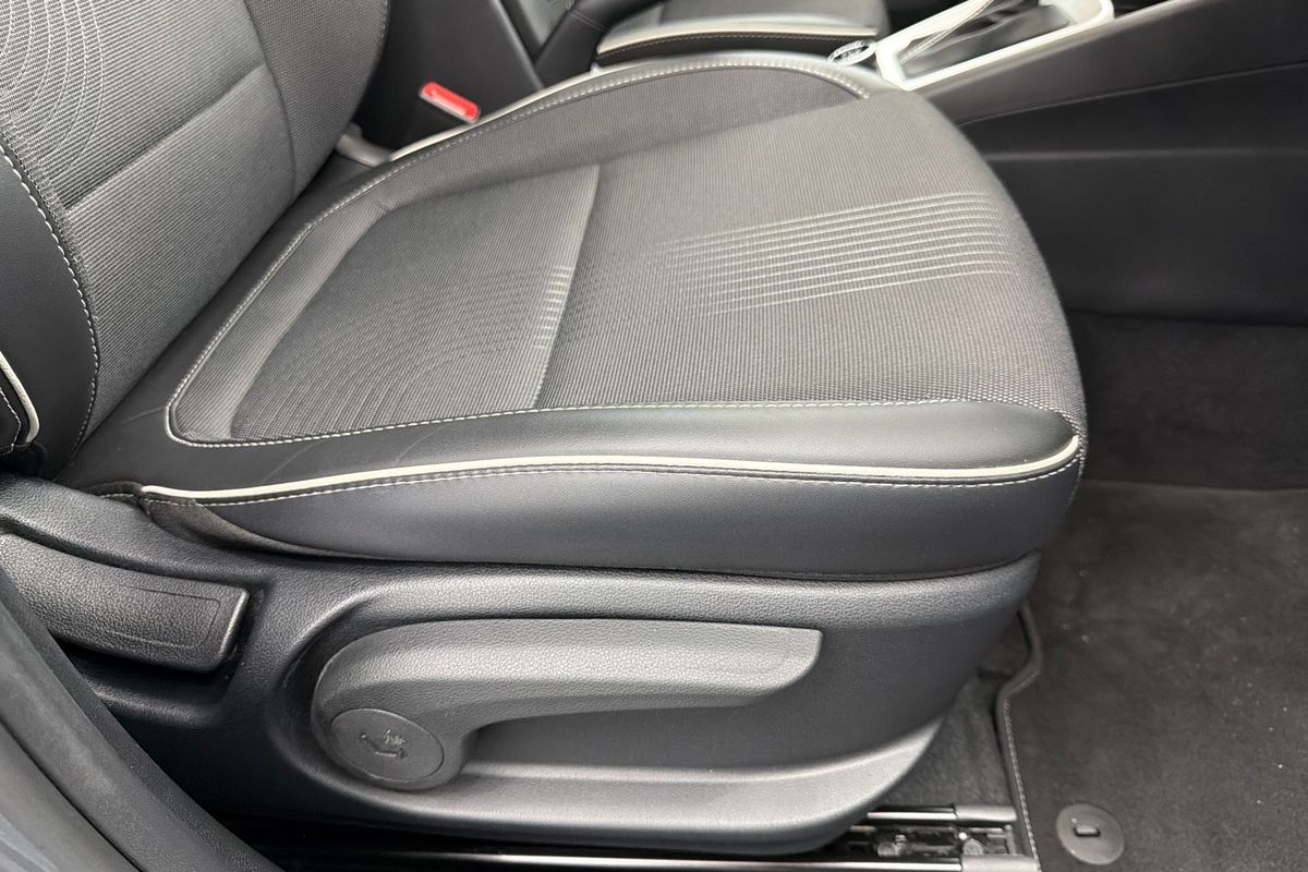 2025 Hyundai Venue Active QX.V5