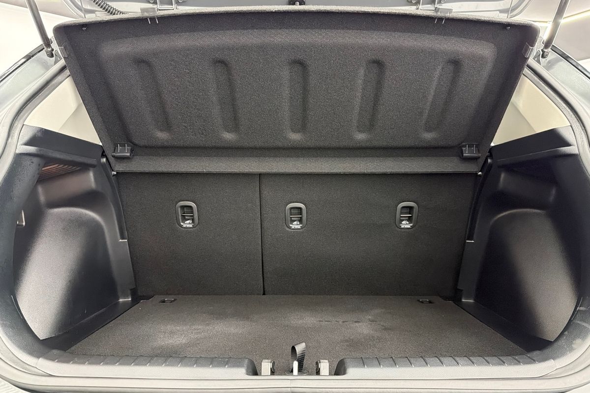 2025 Hyundai Venue Active QX.V5