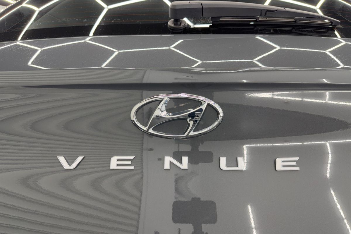 2025 Hyundai Venue Active QX.V5