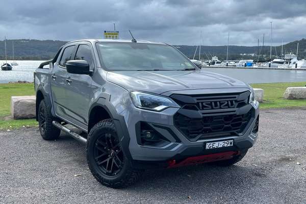 2026 Isuzu D-MAX BLADE 4X4