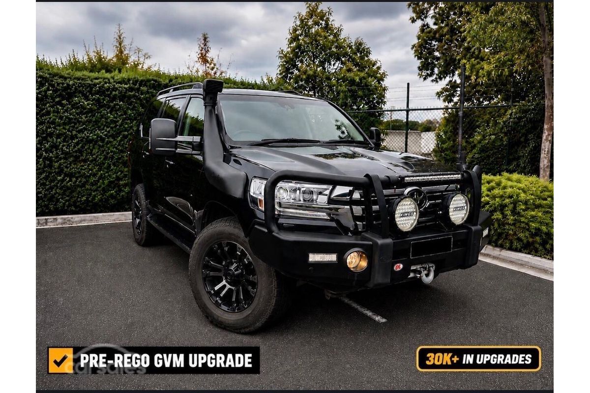 2019 Toyota Landcruiser Sahara VDJ200R