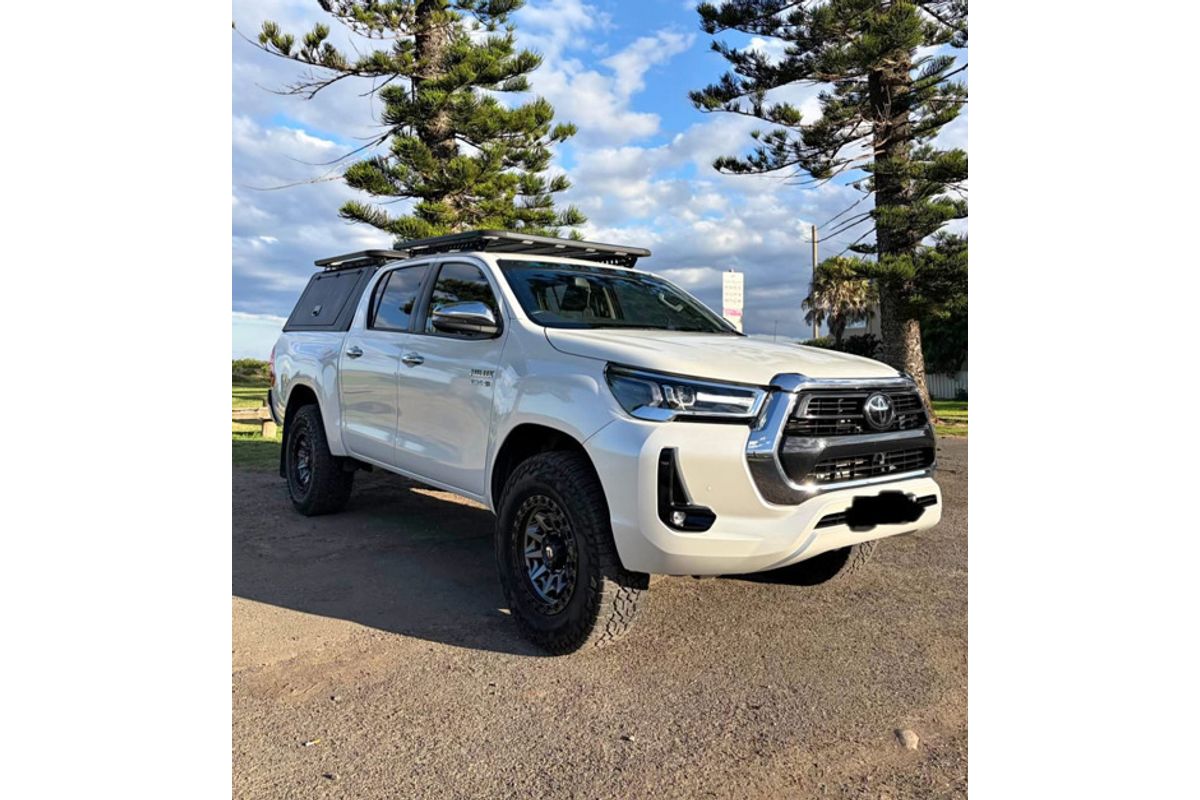 2023 Toyota Hilux SR5 GUN126R 4X4