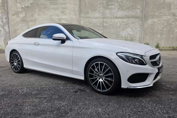 2017 Mercedes-Benz C-Class C300 C205