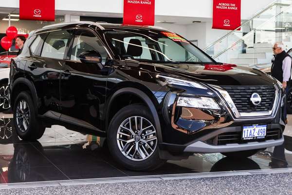 2023 Nissan X-TRAIL ST T33
