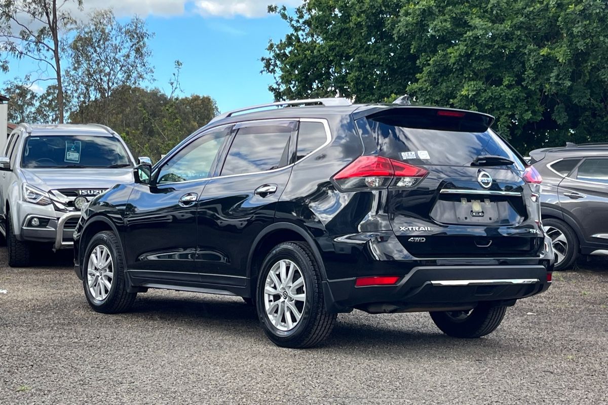 2017 Nissan X-TRAIL ST-L T32 Series II