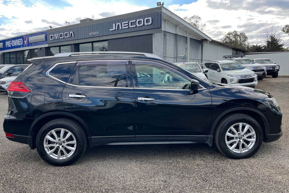 2017 Nissan X-TRAIL ST-L T32 Series II