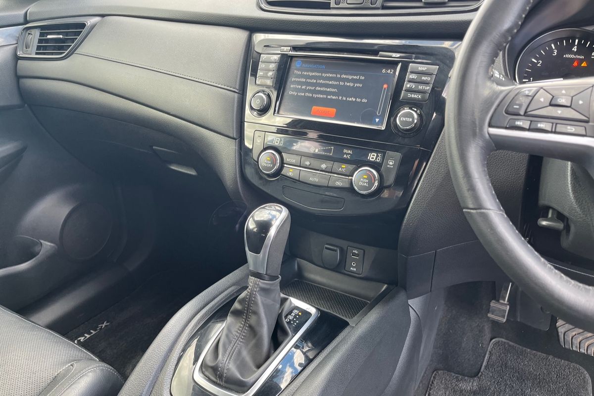 2017 Nissan X-TRAIL ST-L T32 Series II