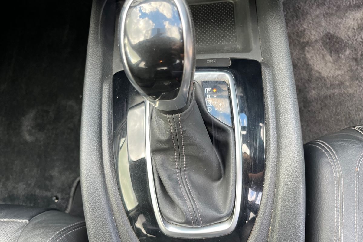 2017 Nissan X-TRAIL ST-L T32 Series II