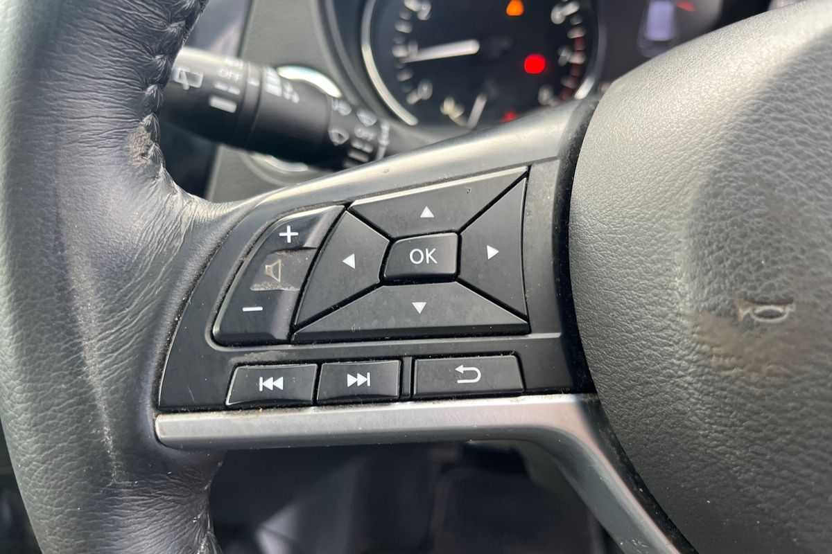 2017 Nissan X-TRAIL ST-L T32 Series II
