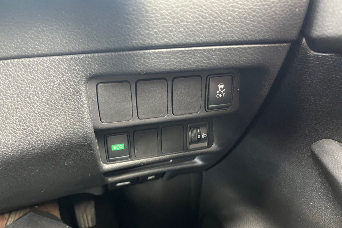2017 Nissan X-TRAIL ST-L T32 Series II