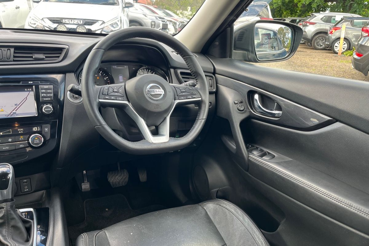 2017 Nissan X-TRAIL ST-L T32 Series II