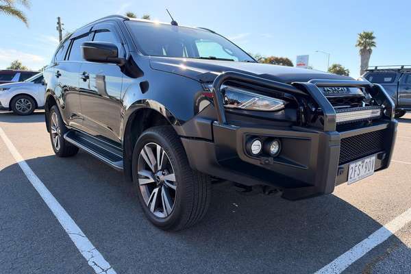 2023 Isuzu MU-X LS-T