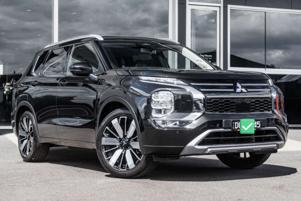 2026 Mitsubishi Outlander Exceed ZM