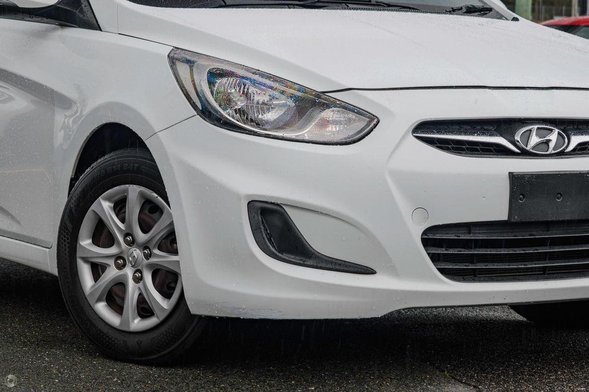 2013 Hyundai Accent Active RB