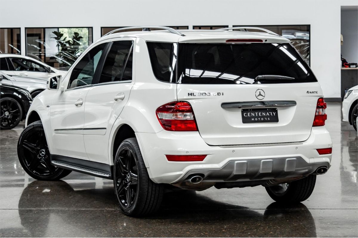2011 Mercedes-Benz M-Class ML300 CDI BlueEFFICIENCY W164