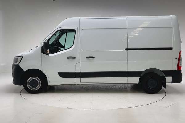2023 Renault Master Pro 110kW X62 Phase 2 MWB Mid Roof thumb-5