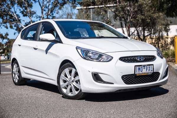 2017 Hyundai Accent Sport RB6