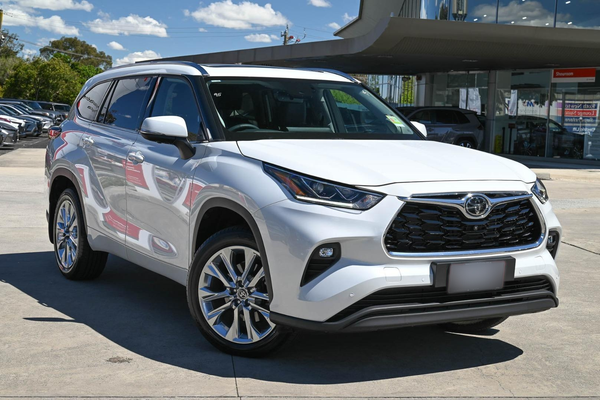 2023 Toyota Kluger Grande