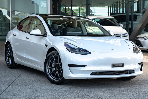 2023 Tesla Model 3 REAR-WHEEL DRIVE MY23