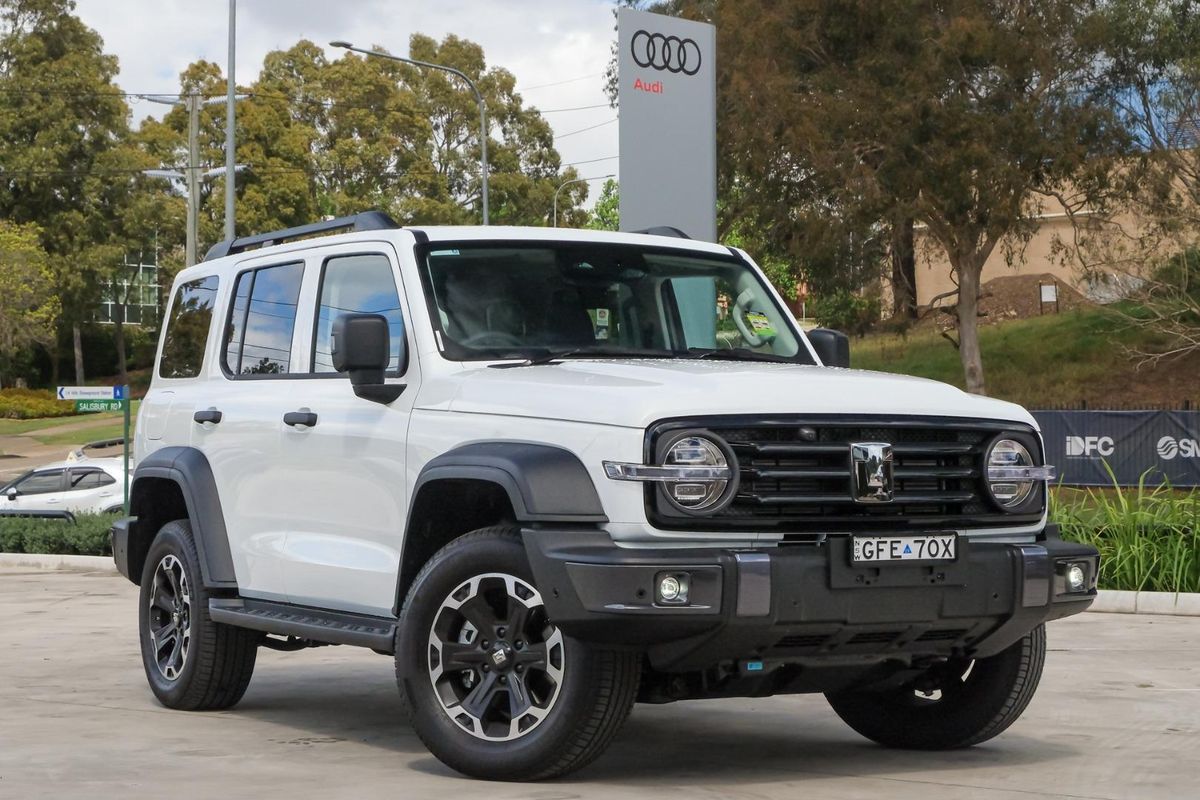 2026 GWM Tank 300 Ultra Hi4-T PHEV P01