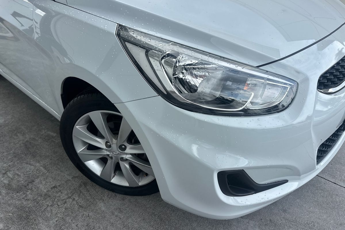 2019 Hyundai Accent Sport RB6