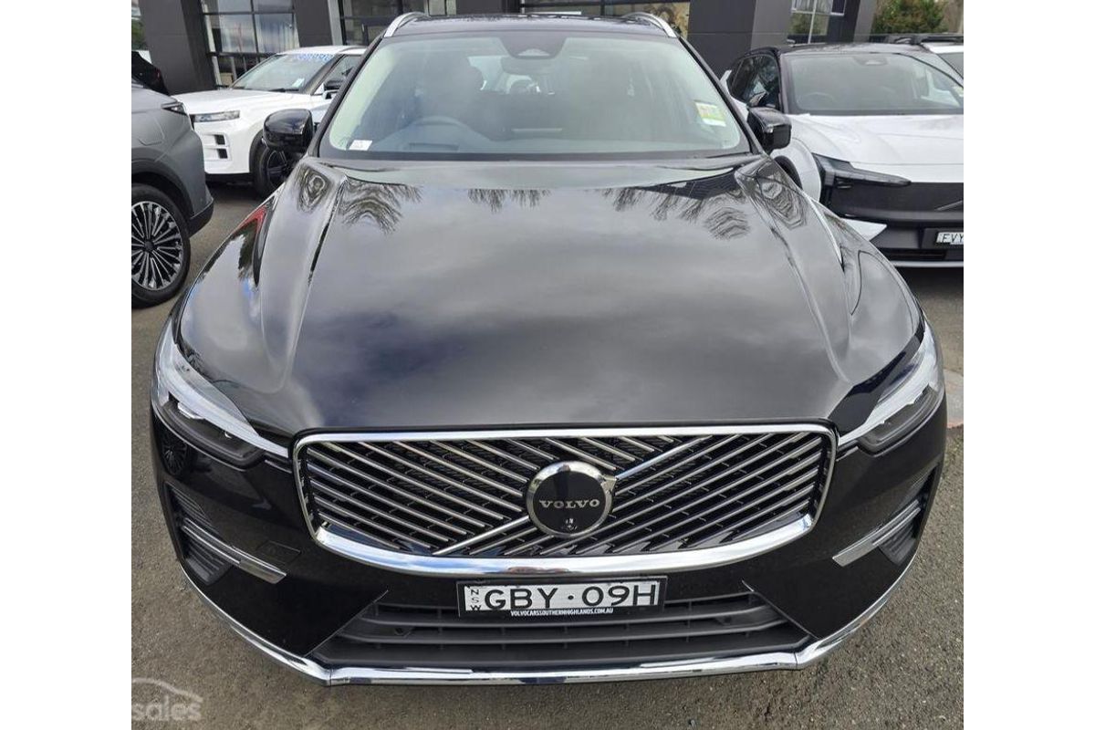 2025 Volvo XC60 Plus B5 Bright