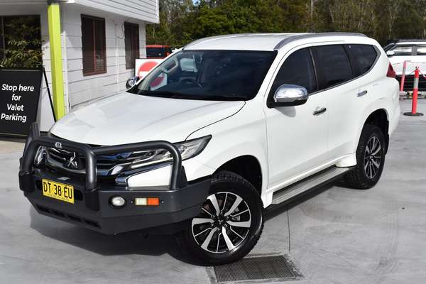 2016 Mitsubishi Pajero Sport GLS QE