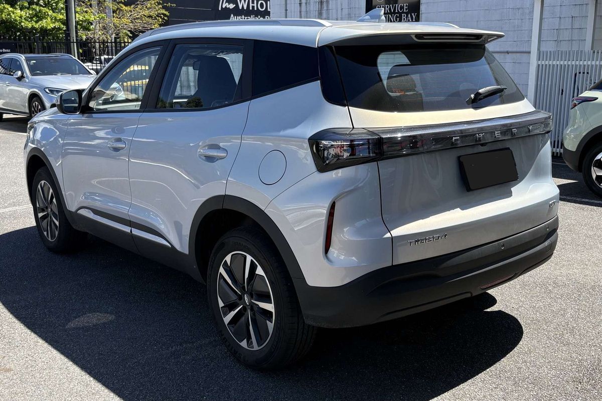 2026 Chery Tiggo 4 Hybrid Urban