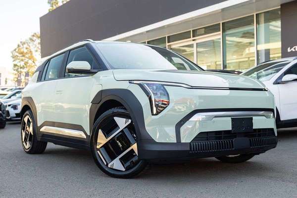 2027 Kia EV3 Earth Long Range SV