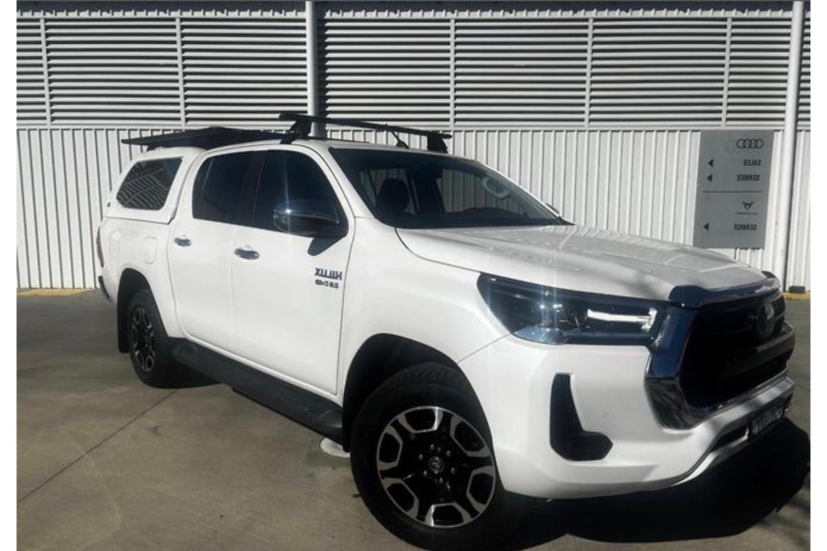 2020 Toyota Hilux SR5 GUN126R 4X4