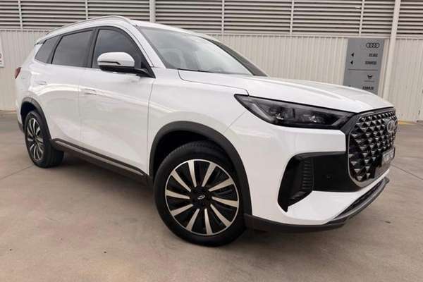 2025 Chery Tiggo 8 Super Hybrid Ultimate T31