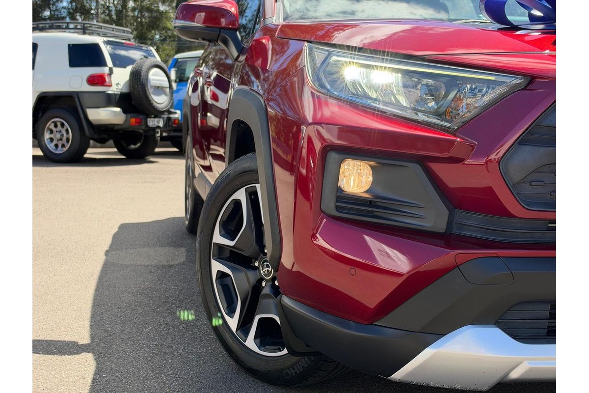 2019 Toyota RAV4 Edge AXAA54R