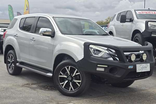 2021 Isuzu MU-X LS-U