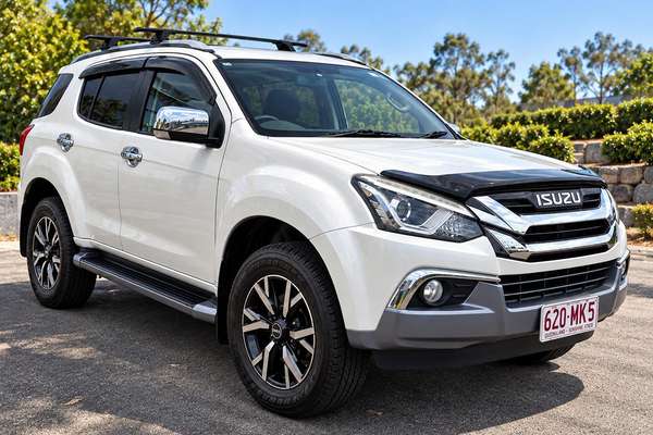 2019 Isuzu MU-X LS-T