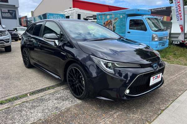 2020 Toyota Corolla ZR Hybrid ZWE211R