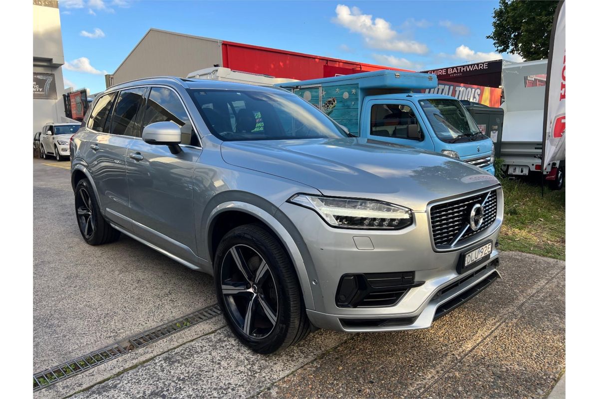 2016 Volvo XC90 T8 R-Design
