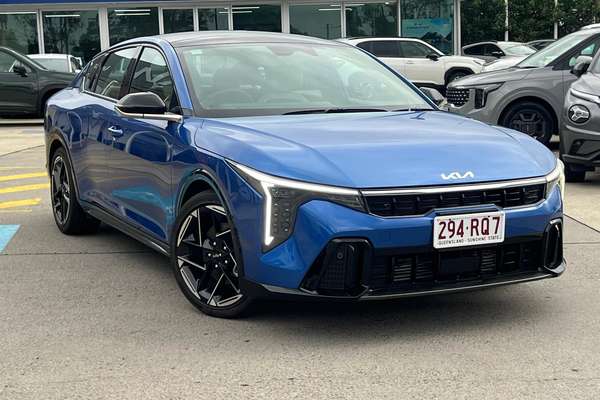 2025 Kia K4 GT-Line CL4m
