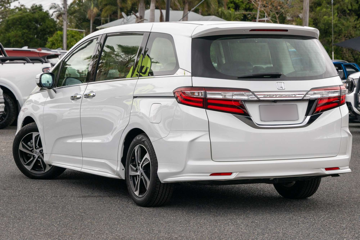2015 Honda Odyssey VTi-L 5th Gen