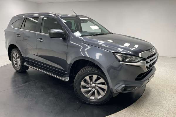 2021 Isuzu MU-X LS-U