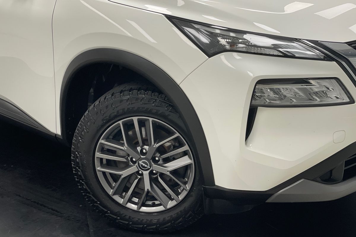 2023 Nissan T33