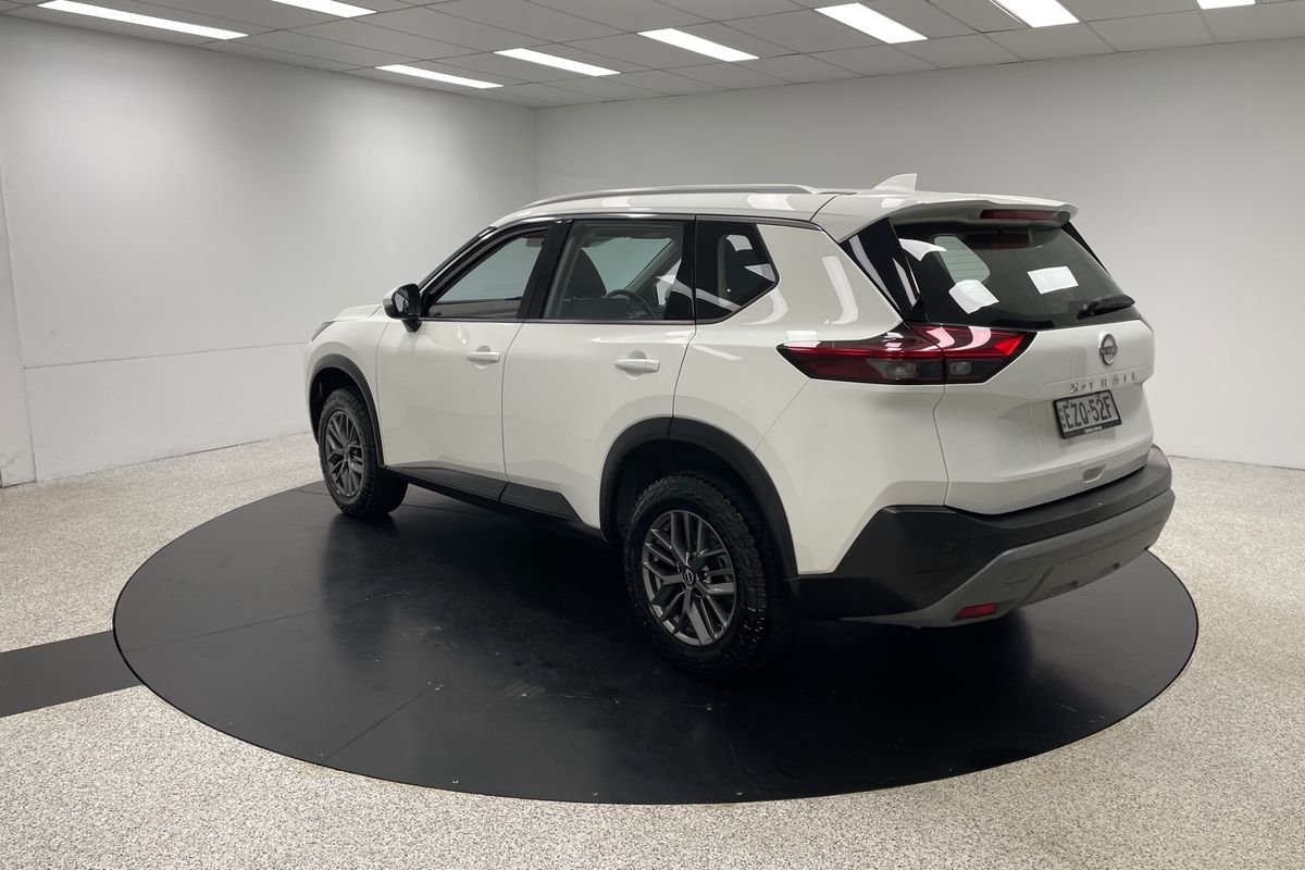 2023 Nissan T33