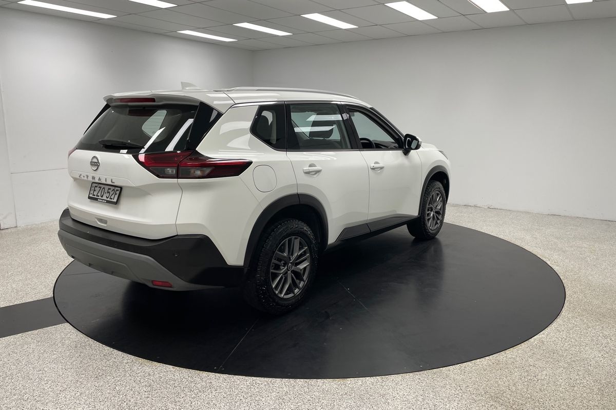 2023 Nissan T33