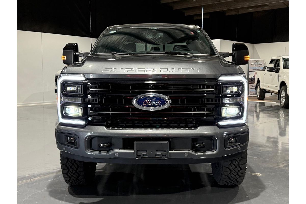 2026 Ford F350 Platinum 4X4