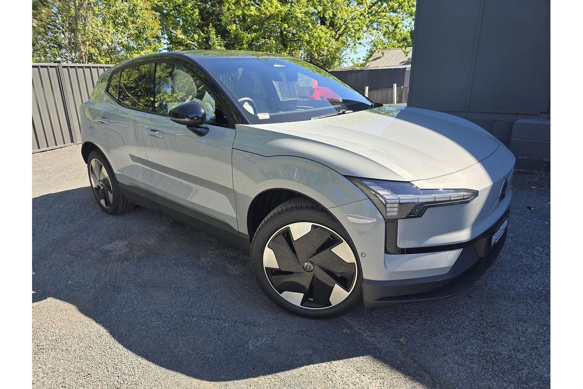 2026 Volvo EX30 Ultra P5 Long Range