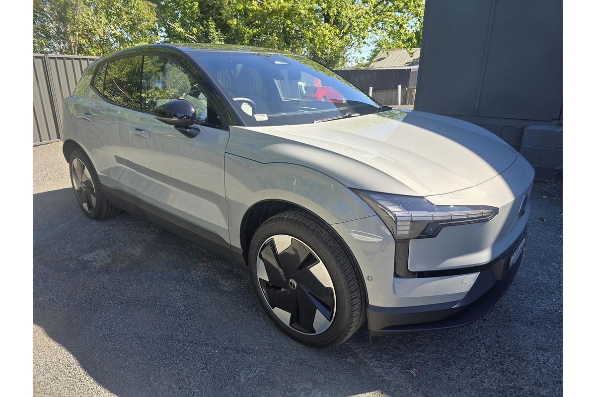 2026 Volvo EX30 Ultra P5 Long Range
