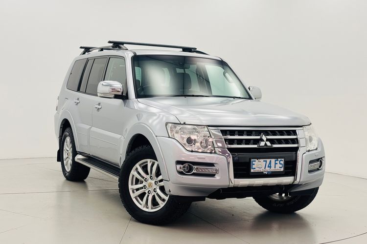 2014 Mitsubishi Pajero GLS NX