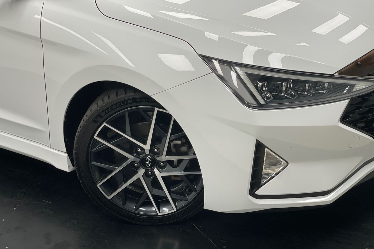 2019 Hyundai Elantra Sport AD.2